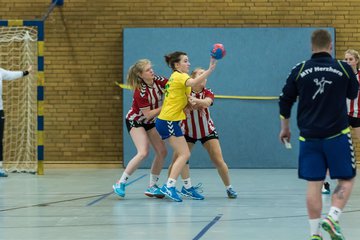 Bild 31 - A-Juniorinnen MTV Herzhorn - Bramstedter TS : Ergebnis: 32:32